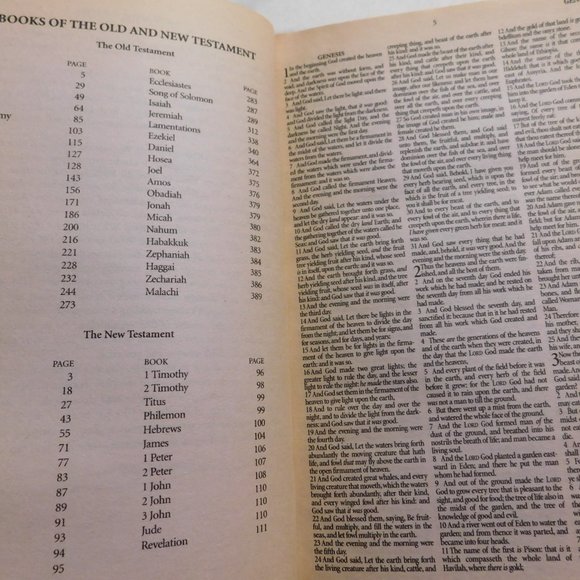 Holy Bible Containing New & Old Testaments King James Version Barbour Publishing - Picture 6 of 6